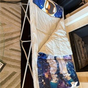 Premium Cream Bedding Set with Carry Bag